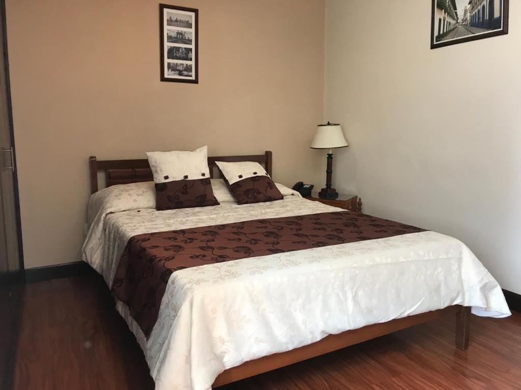 Hotel La Sabana Bogotá Esterno foto