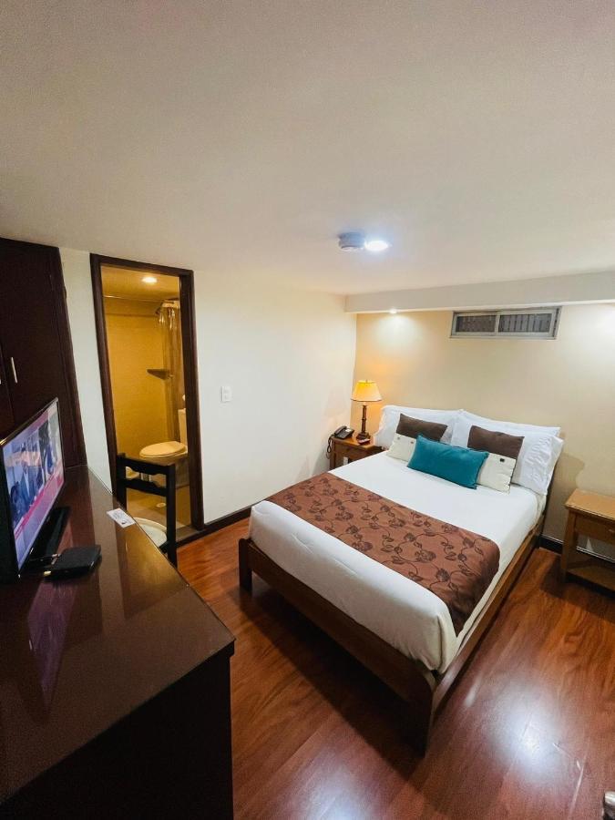 Hotel La Sabana Bogotá Esterno foto