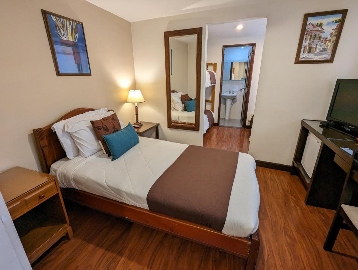 Hotel La Sabana Bogotá Esterno foto