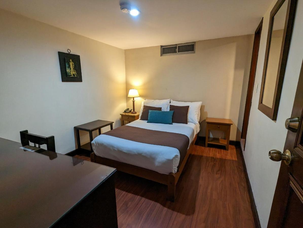 Hotel La Sabana Bogotá Esterno foto